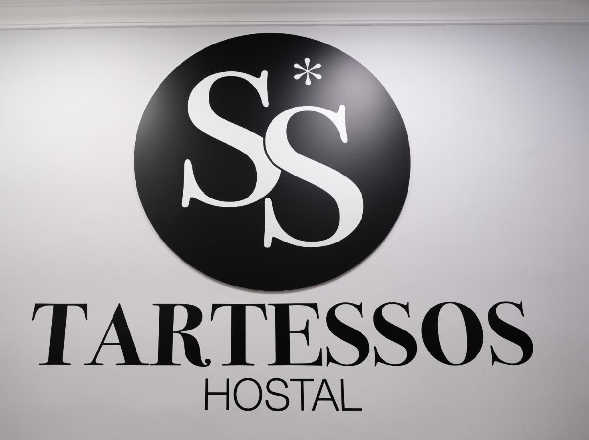 Hostal Tartessos Valencia Exterior photo
