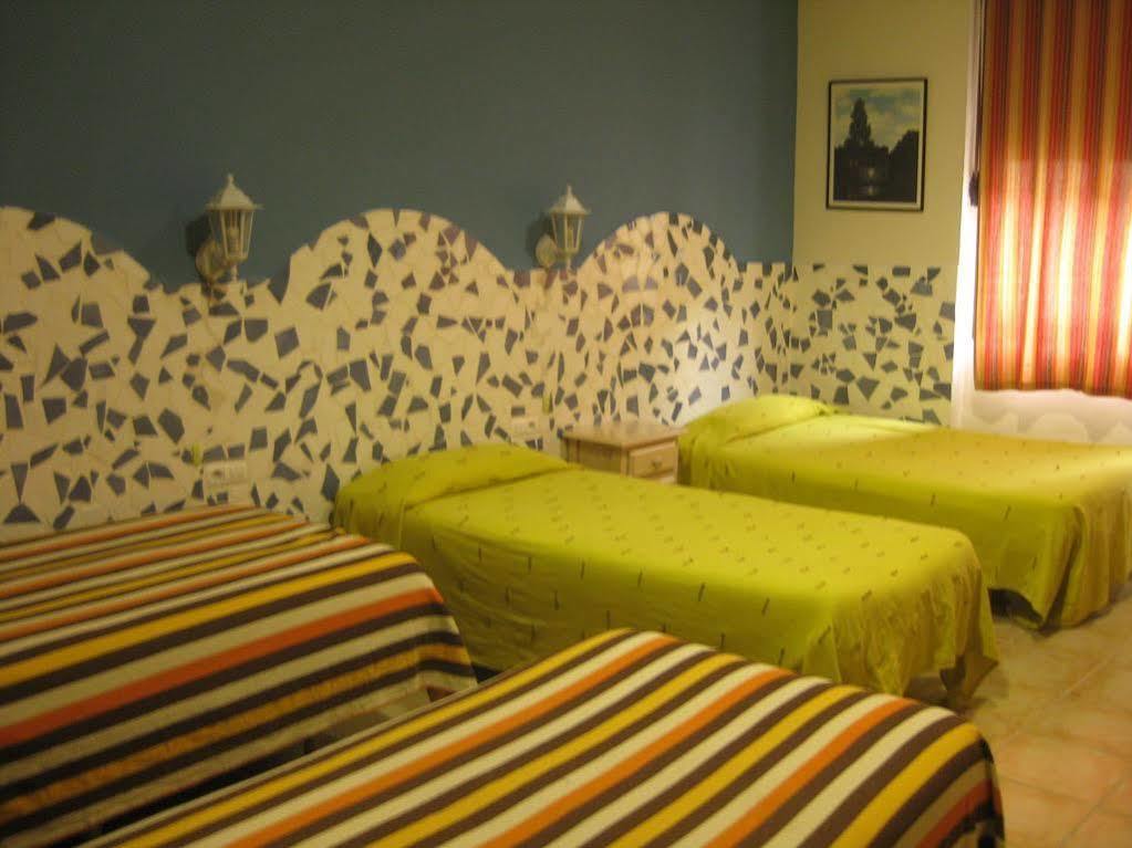 Hostal Tartessos Valencia Exterior photo