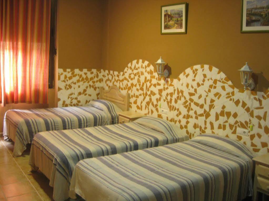 Hostal Tartessos Valencia Exterior photo